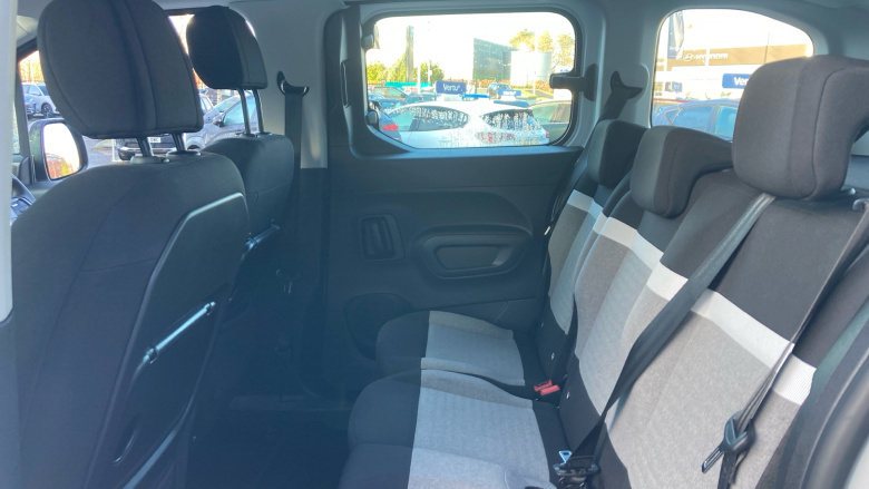 Citroen Berlingo 100kW Plus M 52kWh 5dr Auto Electric Estate